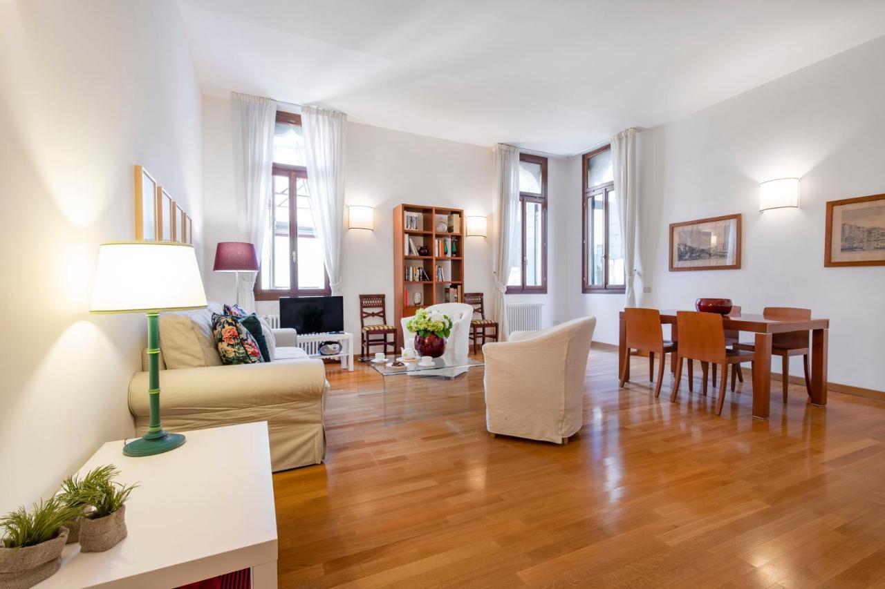 Ca Jole San Marco Apartment M02704210223 Venetië Buitenkant foto