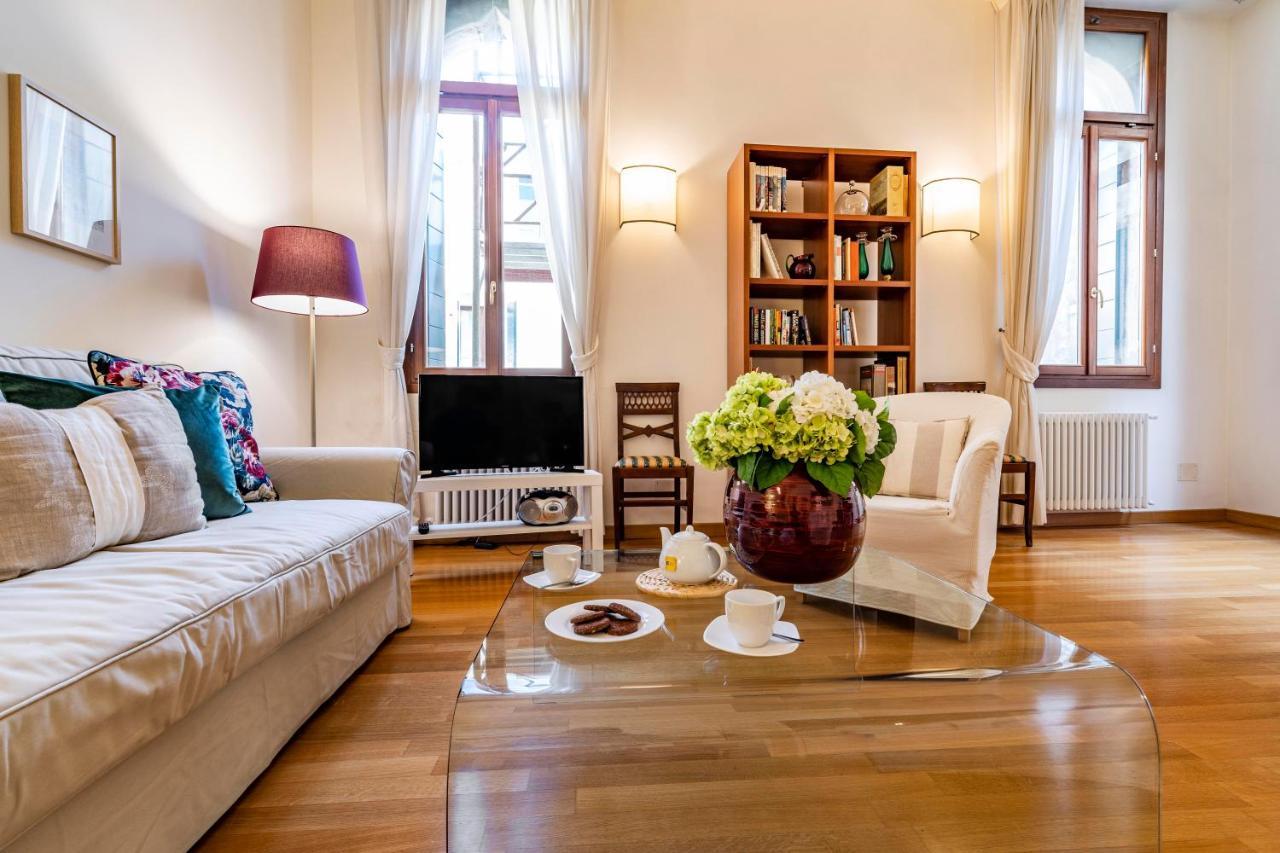 Ca Jole San Marco Apartment M02704210223 Venetië Buitenkant foto